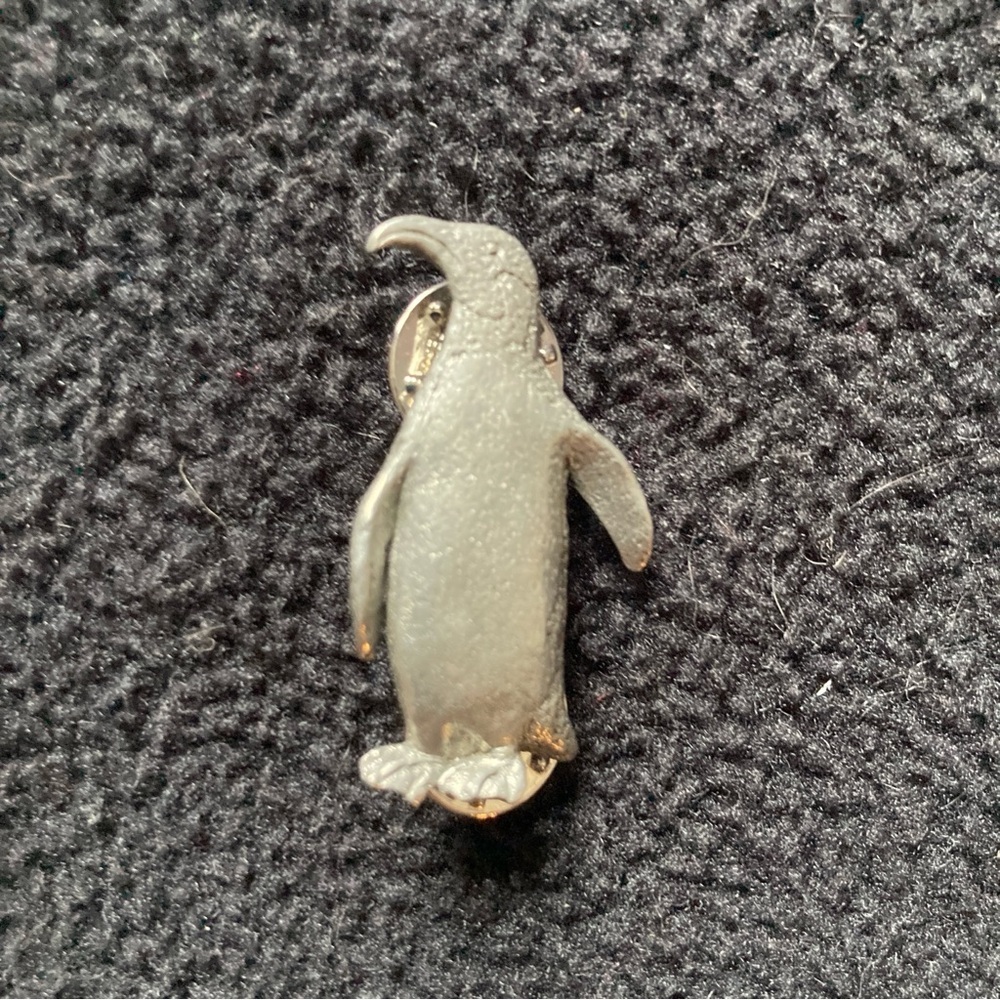 Vintage GG Harris Pewter Penguin Brooch